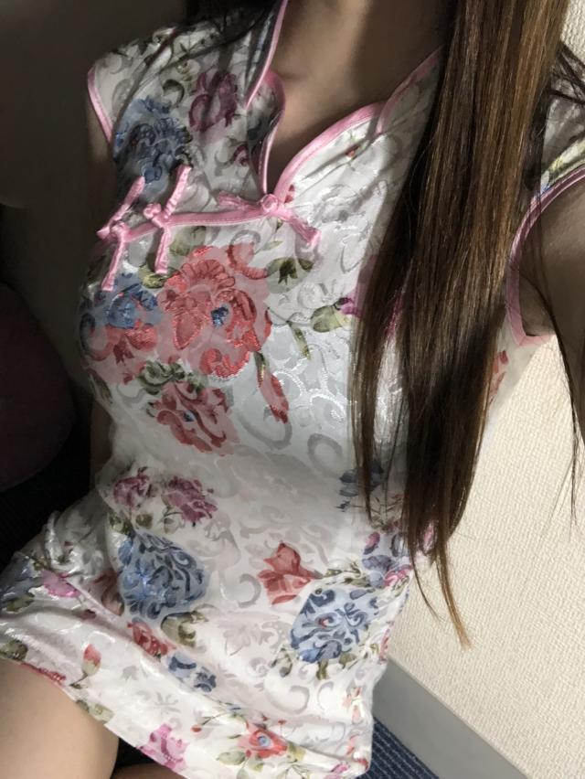 メイ(23)才