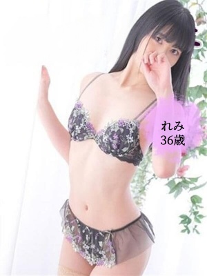 夢の雫〜待ちナビ(デリヘル)「美しい人妻と二人きりで濃厚な時間をひと時を過ごしませんか。」