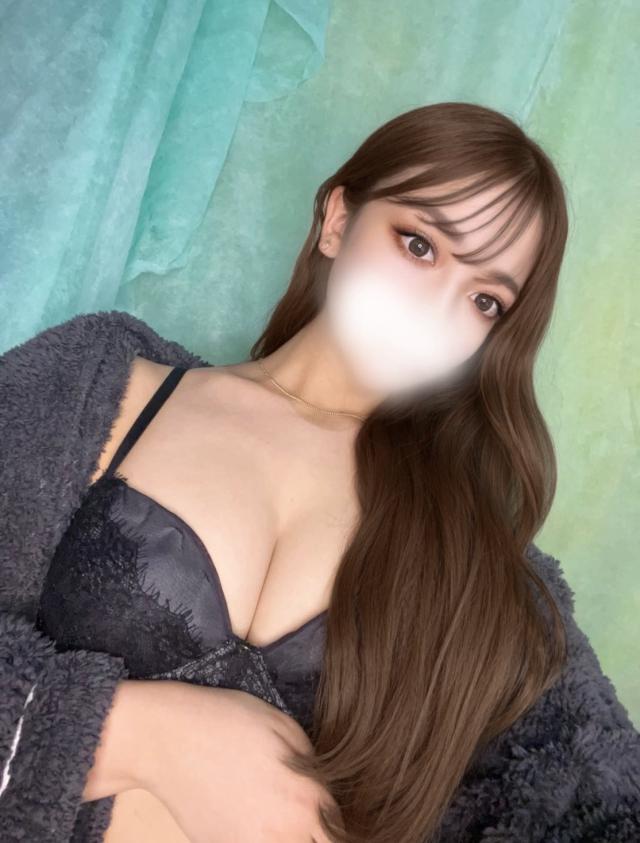 CLUB ULTRA(メンズエステ)「2月25日は総勢12名の美女が出勤します♪」