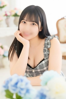 新人入店情報！『なつき』さん！！