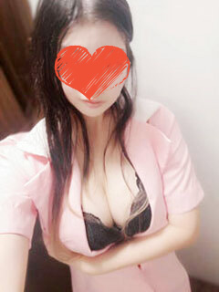 ちずる♥F乳娘(⁠⁠ꈍ⁠ᴗ⁠ꈍ⁠)❤︎しいな ♥常にににこにこ雰囲気抜群