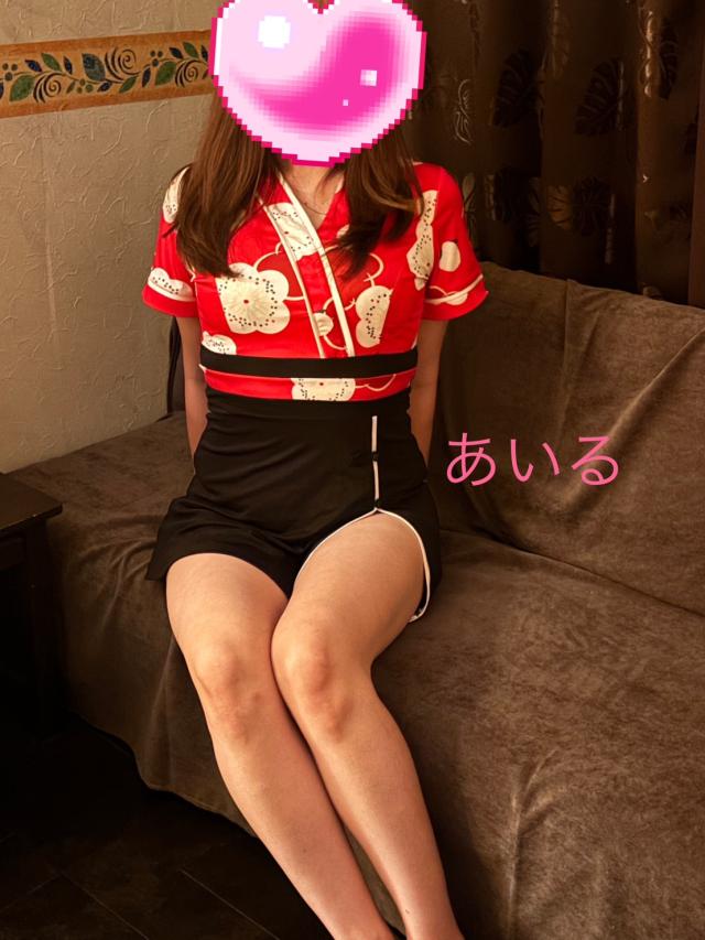 只今、大人気、当店オススメのセラピスト出勤中です。